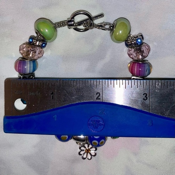 Handmade Bracelet, Springtime, Colorful, Daisy, Glass Beads, Charms, Crystal Bea - Picture 3 of 5